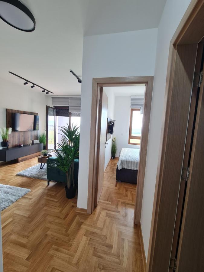 Magic Apartment